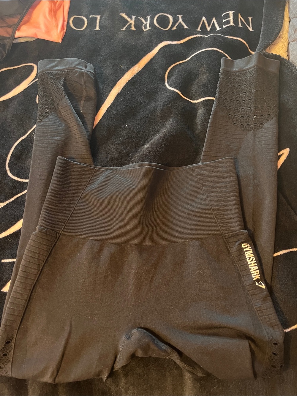 Gymshark Black Seamless High-Waist Leggings with Subtle Logo
